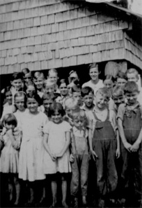 Caton School students in front of Canning House, 2700 block Aurora Road