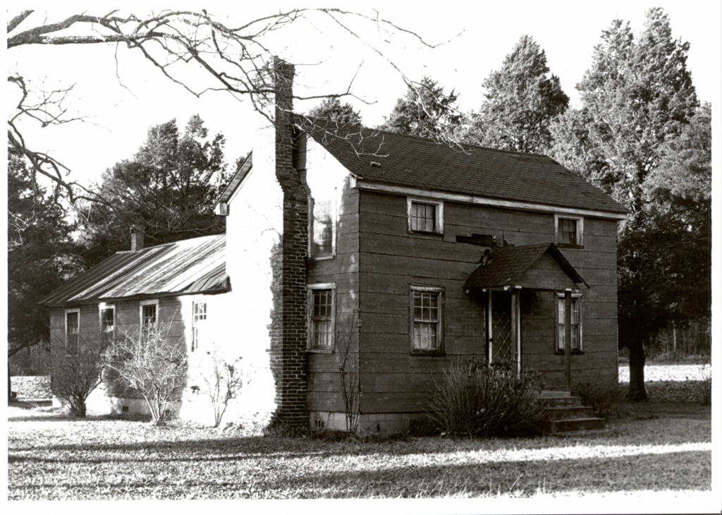 Knox Home, 2500 block Aurora Road