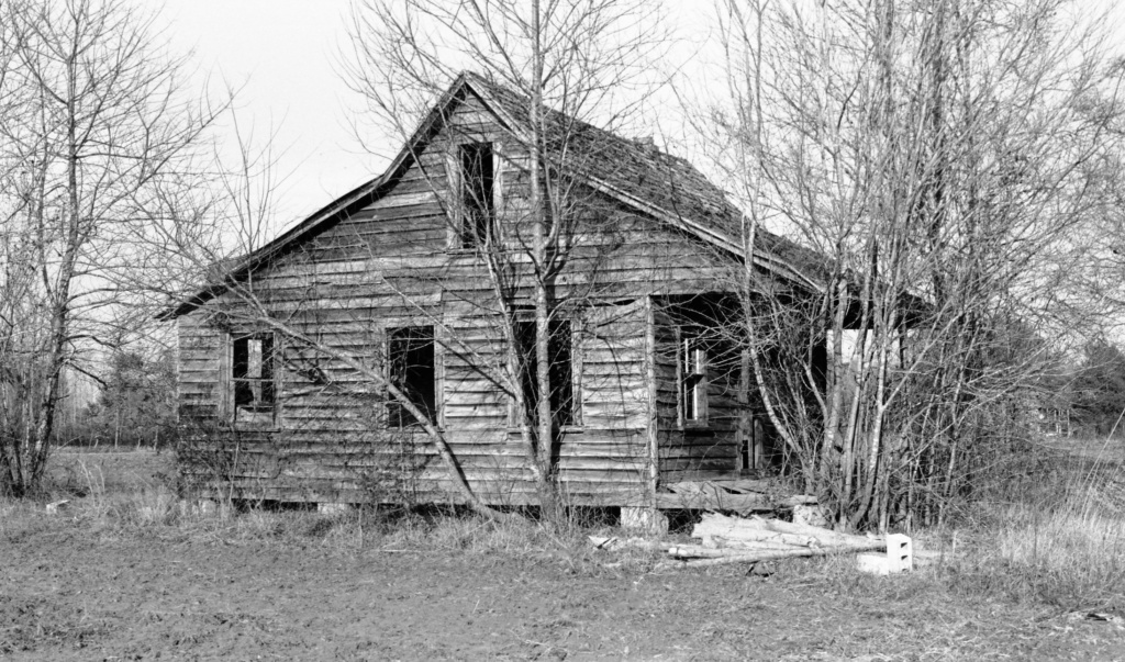 Tim Toler Home, 3300 block Aurora Road